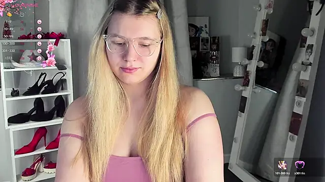 Rebecca Kelly online show from 02/16/26, 02:40