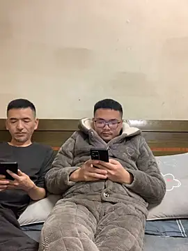 lililiwuwuwu online show from 12/22/24, 01:11