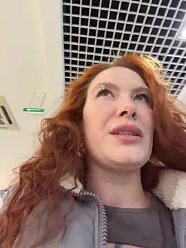 Snapshot of Liv_Fay chatting on 02/14/26, 12:46 Liv Fay online show from 02/14/26, 12:46