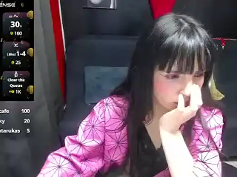 Snapshot of sailor_moon07 chatting on 02/28/25, 09:25 sailor moon07 online show from 02/28/25, 09:25