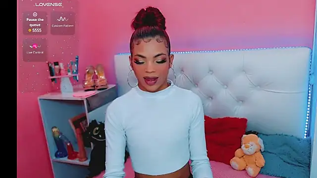 alexa-xxx- online show from 02/10/25, 04:30