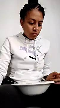 Tiphanydirty3 online show from 02/17/26, 07:42