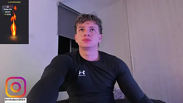 Snapshot of DerekOlsen chatting on 11/09/25, 01:37 DerekOlsen online show from 11/09/25, 01:37