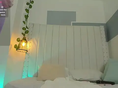 hannah gray online show from 11/04/25, 11:09