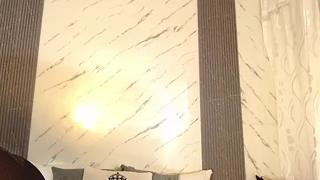 NahomyAndrews online show from 07/17/26, 03:07