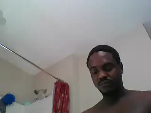 Snapshot of Hugedick0071 chatting on 12/02/24, 06:10 Hugedick0071 online show from 12/02/24, 06:10