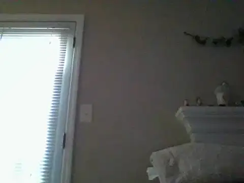 Snapshot of Hugedick0071 chatting on 12/12/24, 06:42 Hugedick0071 online show from 12/12/24, 06:42