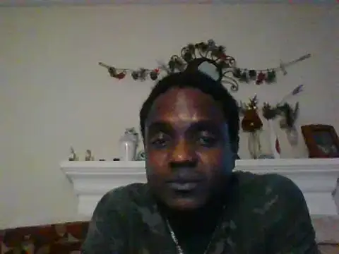 Snapshot of Hugedick0071 chatting on 01/06/25, 08:50 Hugedick0071 online show from 01/06/25, 08:50