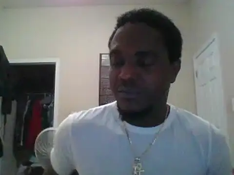 Snapshot of Hugedick0071 chatting on 01/10/25, 06:42 Hugedick0071 online show from 01/10/25, 06:42