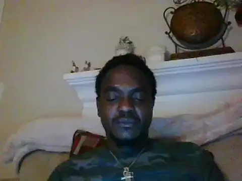 Snapshot of Hugedick0071 chatting on 01/17/25, 11:18 Hugedick0071 online show from 01/17/25, 11:18