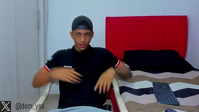 Snapshot of dominic_smith_ chatting on 02/25/25, 11:00 dominic smith online show from 02/25/25, 11:00