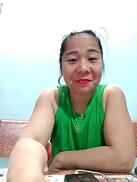 Queen 18200 online show from 01/02/25, 04:20