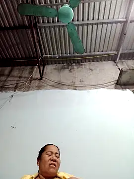 Queen 18200 online show from 12/01/25, 10:26