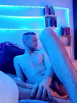 Snapshot of SInfiniSensation1 chatting on 12/14/24, 07:29 SInfiniSensation1 online show from 12/14/24, 07:29