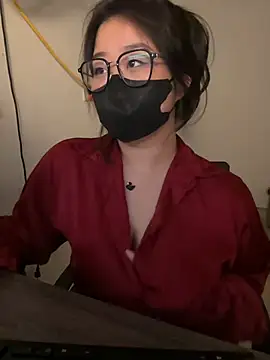 Snapshot of Jenni_nana chatting on 12/20/24, 07:01 Jenni nana online show from 12/20/24, 07:01