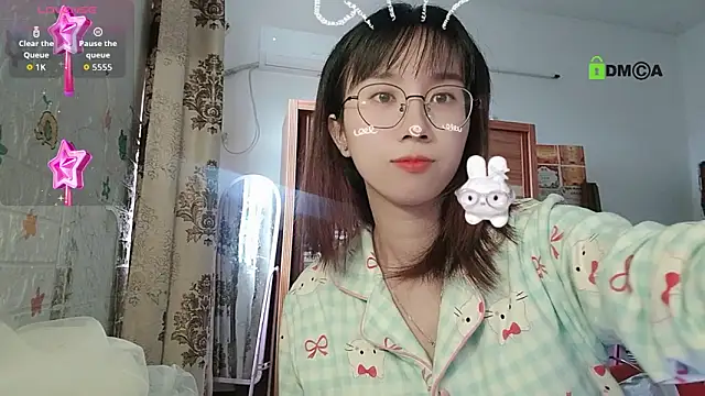 Lili 666 online show from 10/31/25, 01:50