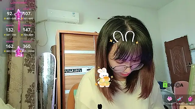 Lili 666 online show from 12/04/25, 07:28