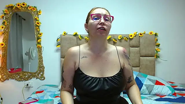 Snapshot of IsisDuzan chatting on 12/10/24, 02:38 IsisDuzan online show from 12/10/24, 02:38