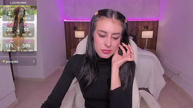 Snapshot of karlaa_james chatting on 05/26/26, 11:06 karlaa james online show from 05/26/26, 11:06