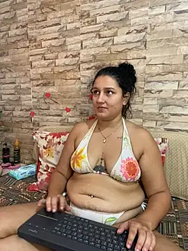 saray gomez22 online show from 02/16/25, 06:43