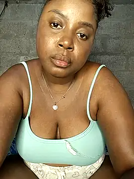 Snapshot of Chleo__ chatting on 02/24/25, 09:41 Chleo online show from 02/24/25, 09:41