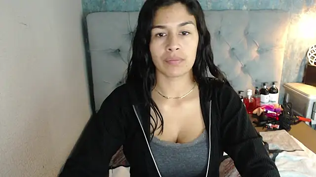 Snapshot of ginasailor chatting on 02/21/26, 01:17 ginasailor online show from 02/21/26, 01:17