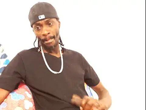 Snapshot of phillip-hot chatting on 02/12/25, 12:44 phillip-hot online show from 02/12/25, 12:44