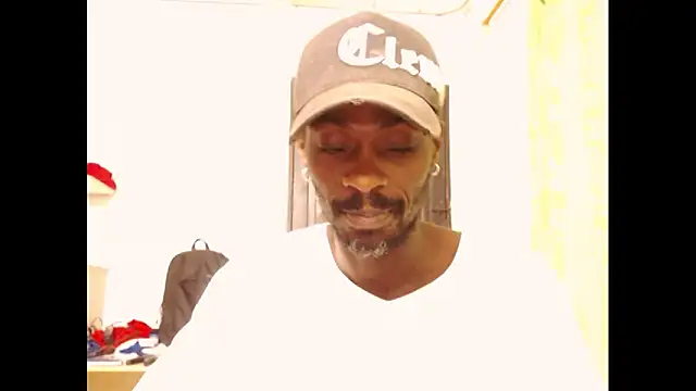 Snapshot of phillip-hot chatting on 09/12/25, 04:01 phillip-hot online show from 09/12/25, 04:01