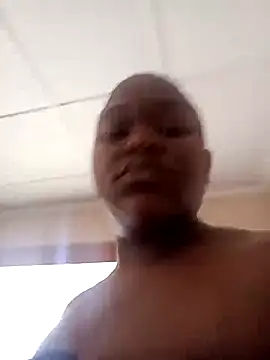 Snapshot of Sexymamibo chatting on 03/08/25, 11:27 Sexymamibo online show from 03/08/25, 11:27