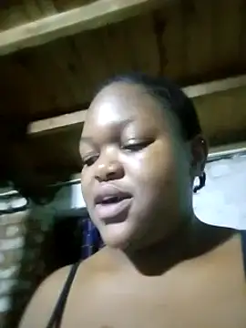 Snapshot of Sexymamibo chatting on 03/18/25, 08:37 Sexymamibo online show from 03/18/25, 08:37