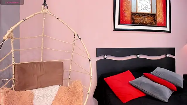 Miranda doll  online show from 11/15/25, 12:23