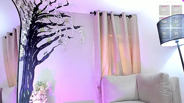 Miranda doll  online show from 02/04/26, 12:33