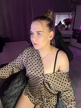 Snapshot of Lexi_noah chatting on 10/12/25, 09:03 Lexi noah online show from 10/12/25, 09:03