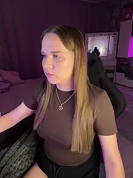 Snapshot of Lexi_noah chatting on 11/15/25, 09:11 Lexi noah online show from 11/15/25, 09:11