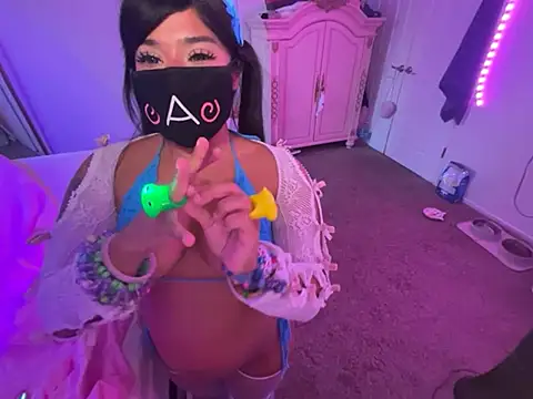 Onlypawzz online show from 03/30/26, 02:01
