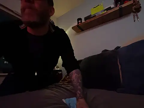 Tattooednakedguy online show from 03/27/26, 11:37