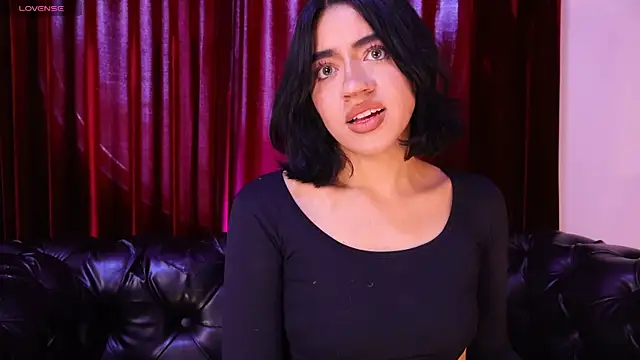 KasiaNoir  online show from 04/14/26, 02:45