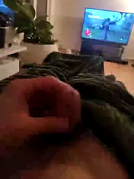 Snapshot of Analcholic chatting on 12/06/24, 07:34 Analcholic online show from 12/06/24, 07:34