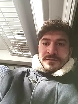 Snapshot of Analcholic chatting on 12/09/24, 05:07 Analcholic online show from 12/09/24, 05:07