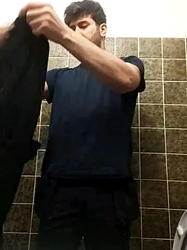 Snapshot of Analcholic chatting on 12/09/24, 08:22 Analcholic online show from 12/09/24, 08:22