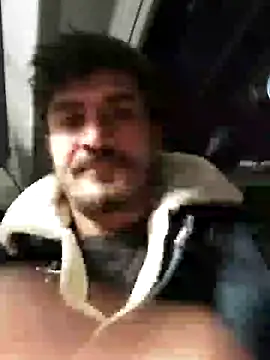 Snapshot of Analcholic chatting on 12/10/24, 05:17 Analcholic online show from 12/10/24, 05:17