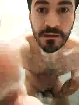 Snapshot of Analcholic chatting on 12/14/24, 08:23 Analcholic online show from 12/14/24, 08:23