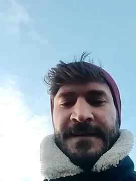 Snapshot of Analcholic chatting on 12/20/24, 01:22 Analcholic online show from 12/20/24, 01:22