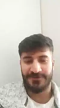 Snapshot of Analcholic chatting on 12/26/24, 10:05 Analcholic online show from 12/26/24, 10:05