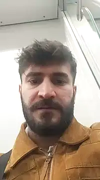 Snapshot of Analcholic chatting on 12/31/24, 05:29 Analcholic online show from 12/31/24, 05:29