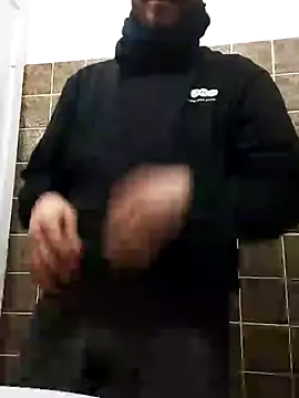 Snapshot of Analcholic chatting on 01/13/25, 02:32 Analcholic online show from 01/13/25, 02:32