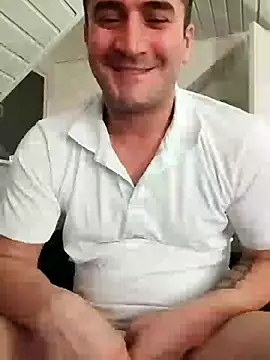 Snapshot of Analcholic chatting on 10/31/25, 09:05 Analcholic online show from 10/31/25, 09:05