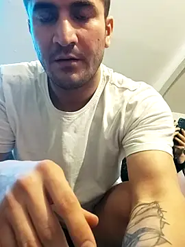 Snapshot of Analcholic chatting on 11/03/25, 03:13 Analcholic online show from 11/03/25, 03:13