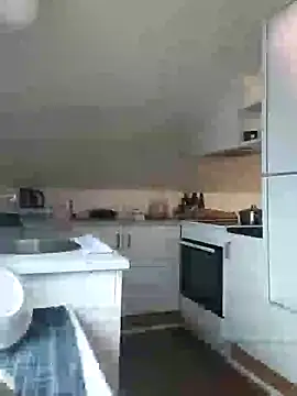 Snapshot of Analcholic chatting on 11/08/25, 11:43 Analcholic online show from 11/08/25, 11:43