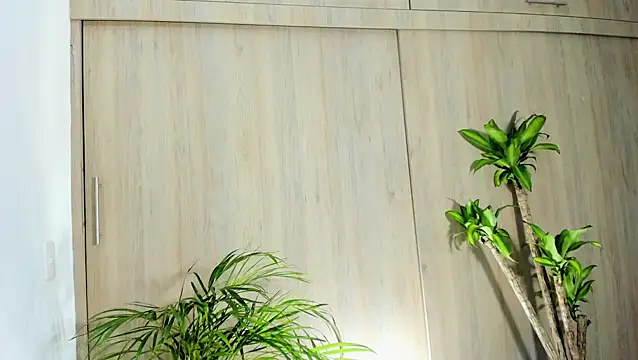 filletatouee online show from 10/30/25, 04:03